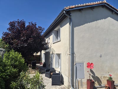 /international/fr/tusson-charente-310098796946/