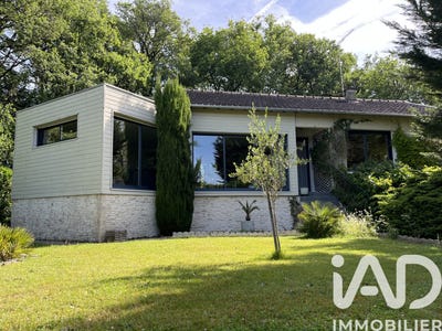 /international/fr/mignaloux-beauvoir-charente-310108756854/