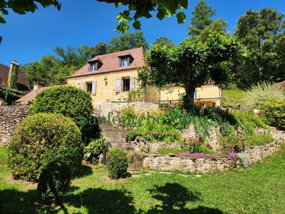 /international/fr/sarlat-la-caneda-aquitaine-310104087483/