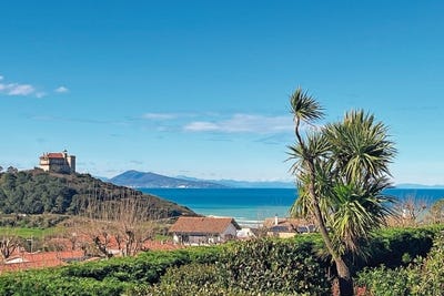 /international/fr/biarritz-aquitaine-310100732079/