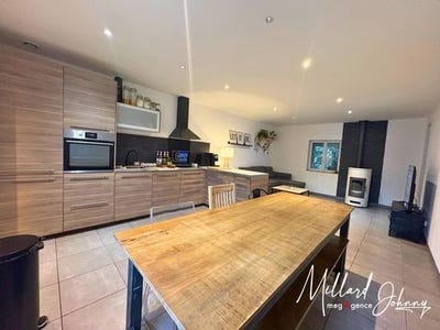 /international/fr/saint-vallier-burgundy-310107374774/