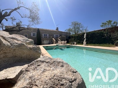/international/fr/vallon-pont-d-arc-rhone-310108893275/