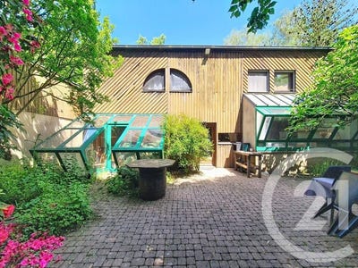 /international/fr/port-sur-saone-franche-comte-310106068940/