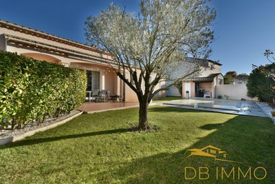 /international/fr/saint-laurent-des-arbres-languedoc-roussillon-310107186417/