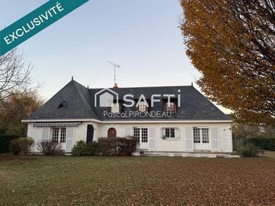 /international/fr/bourgueil-centre-val-de-loire-310103617599/