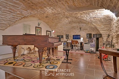 /international/fr/saint-martin-de-londres-languedoc-roussillon-310109236945/?lang=th