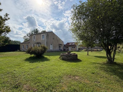 /international/fr/etauliers-aquitaine-310107680415/
