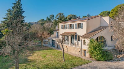 /international/fr/mougins-hh-15724374-mougins-provence-alpes-cote-d-azur-310100953365/?lang=zh-cn
