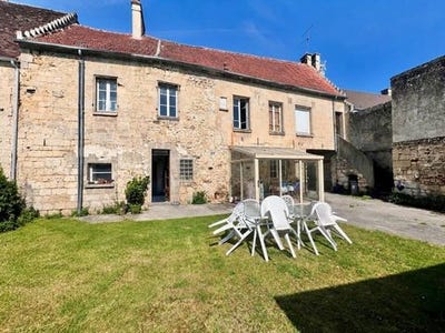 /international/fr/villers-cotterets-picardie-310108405752/