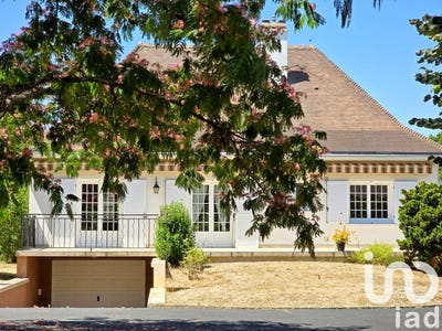 /international/fr/le-poinconnet-centre-val-de-loire-310100698694/?lang=zh-tw