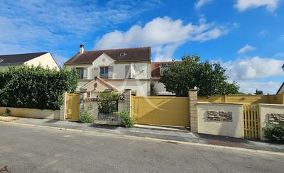 /international/fr/saint-germain-sur-morin-ile-de-france-310105742583/