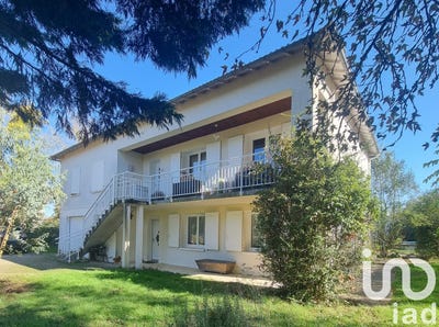/international/fr/brioux-sur-boutonne-charente-310095886525/?lang=de