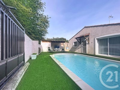 /international/fr/saint-julien-de-peyrolas-languedoc-roussillon-310107566805/