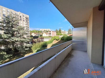 /international/fr/saint-etienne-pays-de-la-loire-310109949827/