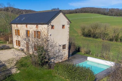 /international/fr/tanus-midi-pyrenees-310108597185/
