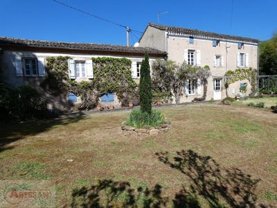 /international/fr/cordes-sur-ciel-midi-pyrenees-310108839559/?lang=fr