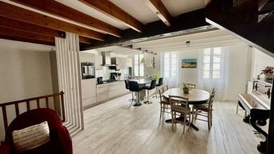 /international/fr/barbezieux-st-hilaire-charente-310100877541/