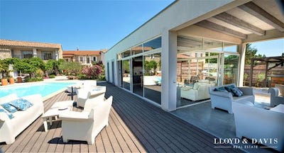 /international/fr/barjac-midi-pyrenees-310119897178/