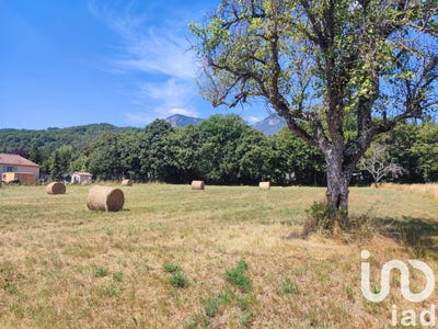 /international/fr/castellane-provence-alpes-cote-d-azur-310100598993/