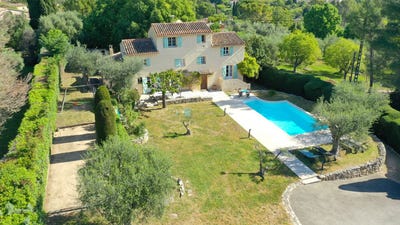 /international/fr/grasse-provence-alpes-cote-d-azur-310108597155/