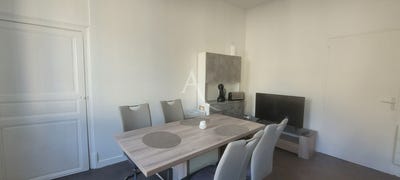 /international/fr/saint-georges-sur-loire-pays-de-la-loire-310108700761/