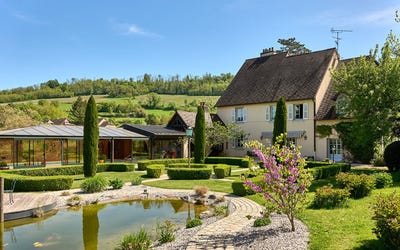 /international/fr/lons-le-saunier-franche-comte-310107888203/