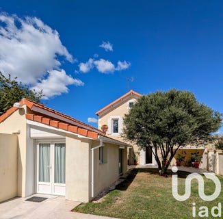/international/fr/saint-seurin-sur-l-isle-aquitaine-310094954222/