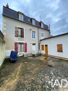 /international/fr/bourges-centre-val-de-loire-310104919198/