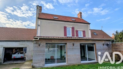 /international/fr/thury-en-valois-picardie-310105263673/