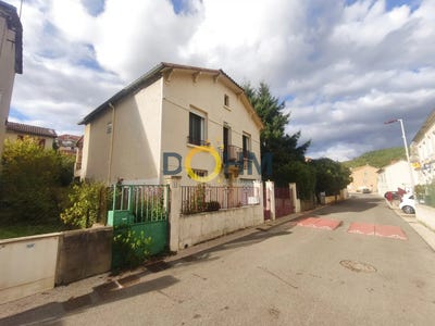 /international/fr/les-salles-du-gardon-languedoc-roussillon-310103688414/