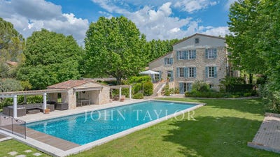 /international/fr/fayence-provence-alpes-cote-d-azur-310108453784/