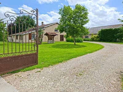 /international/fr/monclar-aquitaine-310109098632/