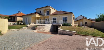 /international/fr/roanne-rhone-310107371336/