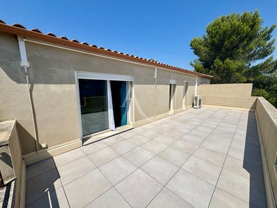 /international/fr/nimes-languedoc-roussillon-310110005978/