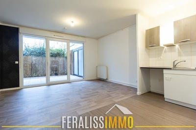 /international/fr/jouy-le-moutier-ile-de-france-310098839007/