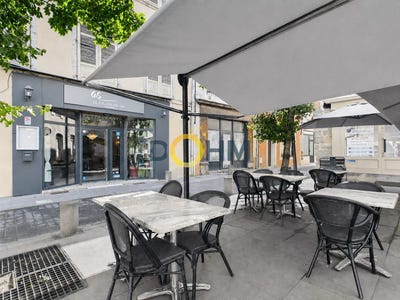 /international/fr/brioude-auvergne-310108565089/