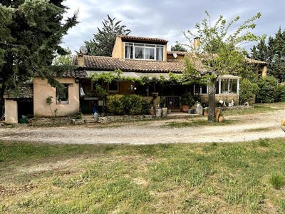 /international/fr/villars-provence-alpes-cote-d-azur-310101130138/?lang=en