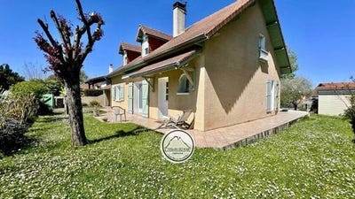 /international/fr/pau-aquitaine-310099625086/