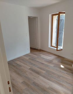 /international/fr/guitres-charente-310108559694/