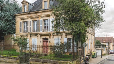 /international/fr/gourdon-rhone-310106598854/
