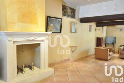 /international/fr/aigues-vives-languedoc-roussillon-310100483094/
