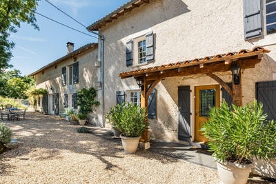 /international/fr/brantome-aquitaine-310107600148/