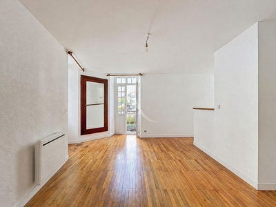 /international/fr/cholet-pays-de-la-loire-310108372796/