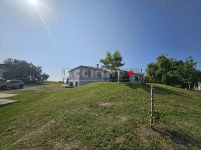 /international/fr/labessiere-candeil-midi-pyrenees-310100224638/?lang=it