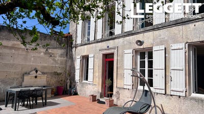 /international/fr/jarnac-centre-val-de-loire-310107245830/