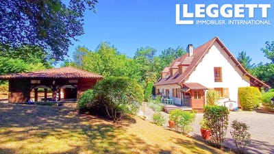 /international/fr/terrasson-lavilledieu-aquitaine-310102961791/