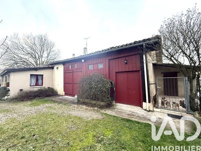 /international/fr/montignac-de-lauzun-aquitaine-310105372190/