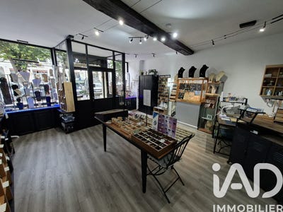 /international/fr/chinon-centre-val-de-loire-310107411032/