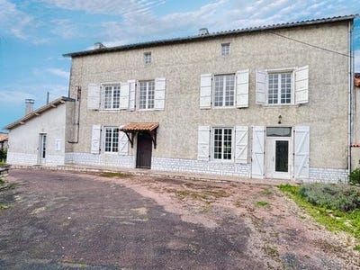 /international/fr/la-magdeleine-charente-310103644601/