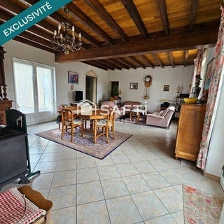 /international/fr/tronget-auvergne-120098413214/?lang=fr